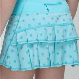 LULULEMON Pace Setter Skirt Angel Blue Dots size8